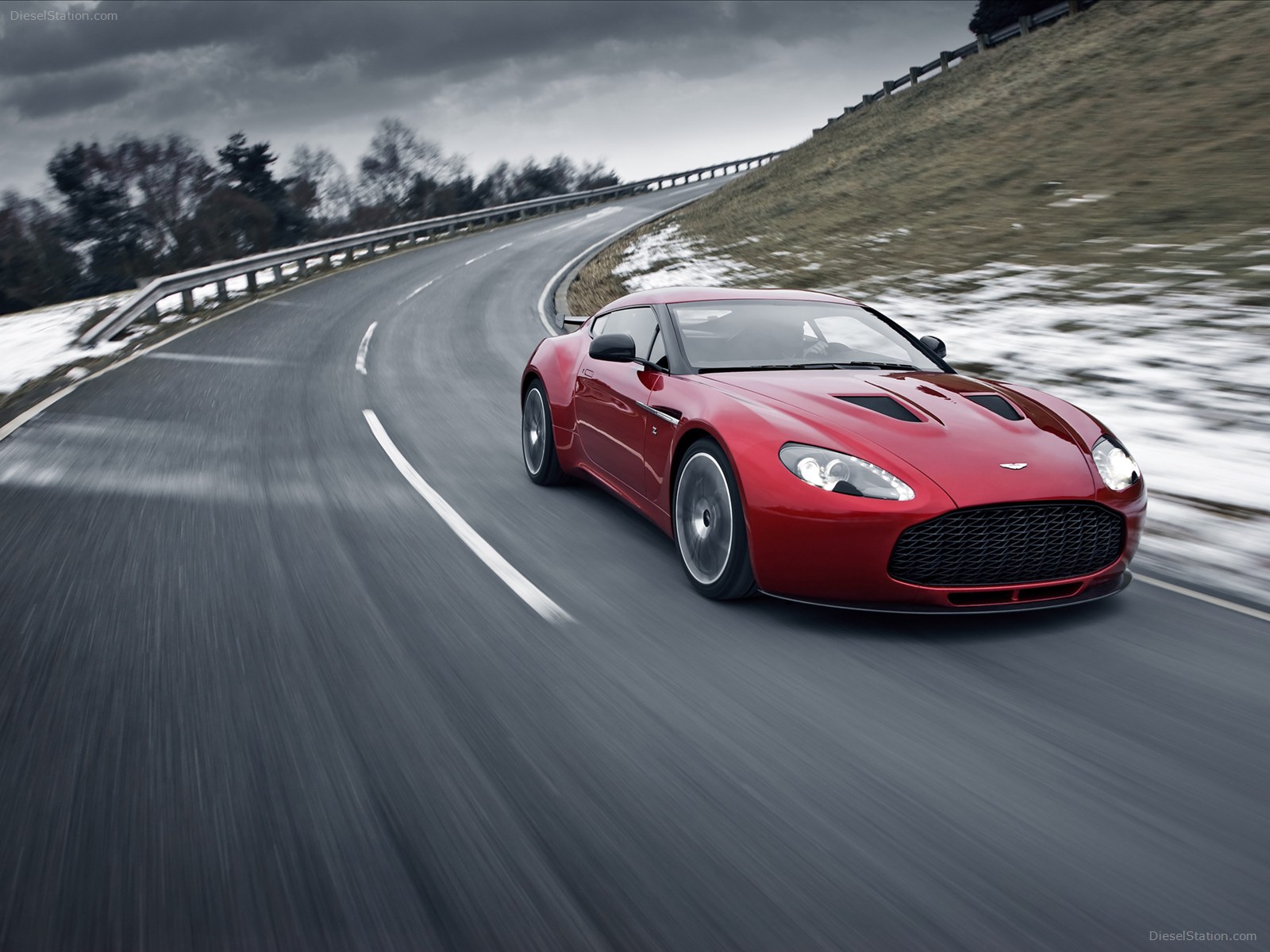 Aston Martin V12 Zagato 2013